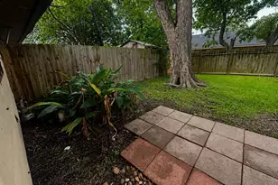615 Cole St, Webster, TX 77598 - Photo 19
