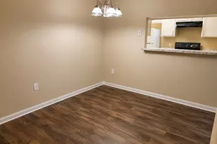 615 Cole St, Webster, TX 77598 - Photo 9