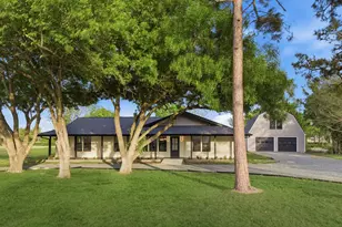 1011 Sycamore Rd, Richmond, TX 77469 - Photo 1