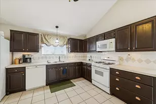 24919 Bovington Dr, Spring, TX 77389 - Photo 7