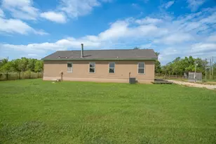 1108 County Rd 55, Rosharon, TX 77583 - Photo 17