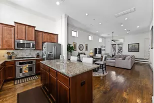 1139 W 21st St, Houston, TX 77008 - Photo 3