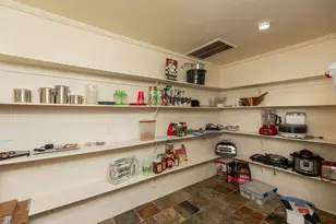 1280 Cherokee Ln, Beaumont, TX 77702 - Photo 23