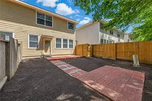 225 E Summerhaze, The Woodlands, TX 77382 - Photo 41
