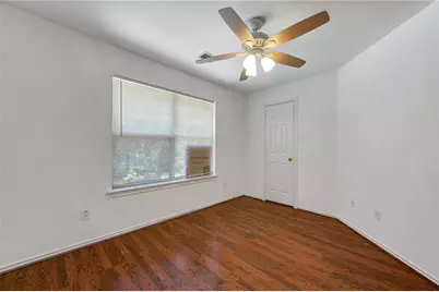 225 E Summerhaze, The Woodlands, TX 77382 - Photo 37