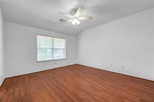 225 E Summerhaze, The Woodlands, TX 77382 - Photo 25