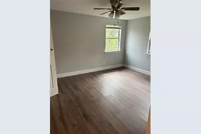 4115 Tidewater Drive, Houston, TX 77045 - Photo 9