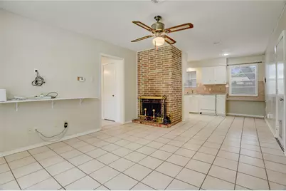5843 Shurmard Drive, Houston, TX 77092 - Photo 7