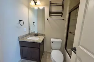 179 Hearthshire Cir, The Woodlands, TX 77354 - Photo 23