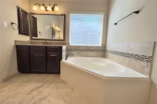 179 Hearthshire Cir, The Woodlands, TX 77354 - Photo 29