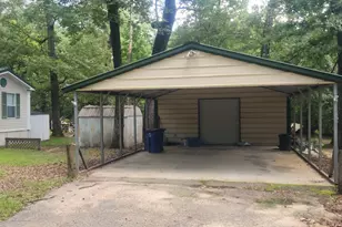 339 Eastern Hills Dr, Jefferson, TX 75657 - Photo 3