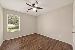 9418 Belleclaire Ln, Houston, TX 77044 - Photo 23