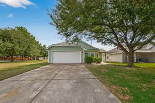 9418 Belleclaire Ln, Houston, TX 77044 - Photo 3