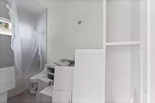 402 Columbia St, Houston, TX 77007 - Photo 35