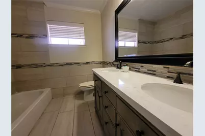 9322 Fairdale Lane, Houston, TX 77063 - Photo 15
