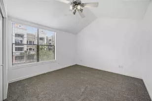 939 Colorado St, Houston, TX 77007 - Photo 27