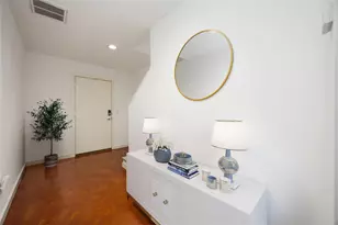 939 Colorado St, Houston, TX 77007 - Photo 7