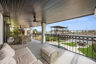 221 Blue Point Road, Clear Lake Shores, TX 77565 - Photo 19