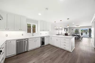 221 Blue Point Road, Clear Lake Shores, TX 77565 - Photo 17