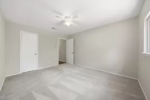 99 Summer Crest Cir, The Woodlands, TX 77381 - Photo 13