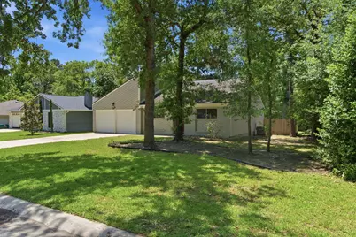 99 Summer Crest Circle, The Woodlands, TX 77381 - Photo 3