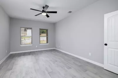 1920 Rollingwood Drive, Huntsville, TX 77340 - Photo 13