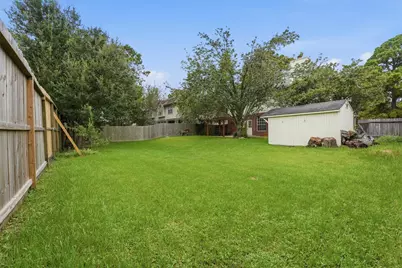 2413 Piney Woods Drive, Pearland, TX 77581 - Photo 27