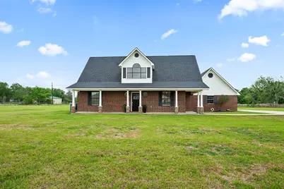 602 Cedar Creek Drive, Needville, TX 77461 - Photo 3