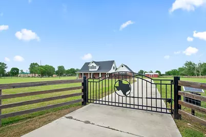 602 Cedar Creek Drive, Needville, TX 77461 - Photo 7