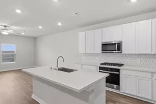 3544 Atlas Pt Ln, Angleton, TX 77515 - Photo 5