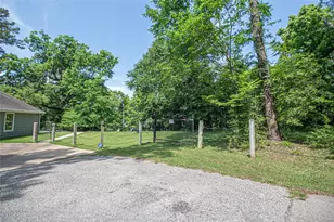 139 Grand Pine Loop, Livingston, TX 77351 - Photo 3
