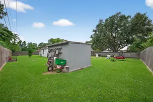 331 Haymarket Ln, Houston, TX 77015 - Photo 45