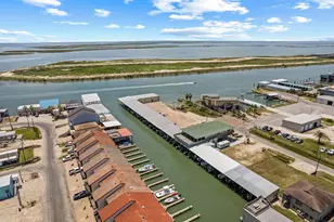 434 15th, Port O'Connor, TX 77982 - Photo 5