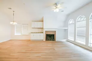 7915 Quail Meadow Dr, Houston, TX 77071 - Photo 3