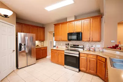 3318 Shadowcrest Court, Montgomery, TX 77356 - Photo 5