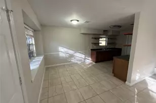 11810 Grapewood Dr, Houston, TX 77089 - Photo 5