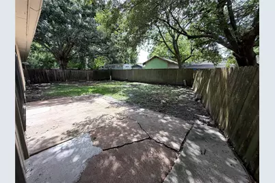 11810 Grapewood Drive, Houston, TX 77089 - Photo 13