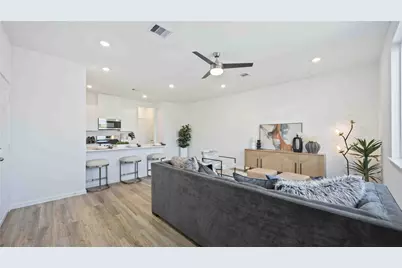 5923 Manning Oaks Street, Houston, TX 77091 - Photo 11