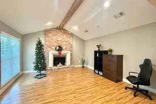 3023 Sam Houston Dr, Sugar Land, TX 77479 - Photo 5