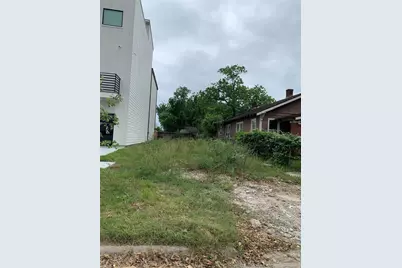 2405 St Charles Street, Houston, TX 77004 - Photo 1