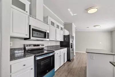 8907 County Road 511, Rosharon, TX 77583 - Photo 11