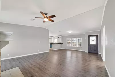 8907 County Road 511, Rosharon, TX 77583 - Photo 9