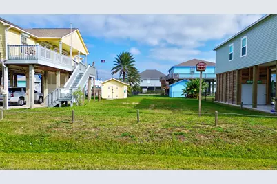 906 Meynig Drive, Crystal Beach, TX 77650 - Photo 35