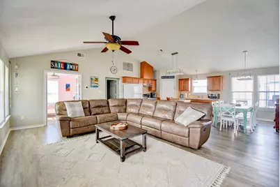 906 Meynig Drive, Crystal Beach, TX 77650 - Photo 11