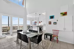 19075 E Kahala Dr, Galveston, TX 77554 - Photo 13