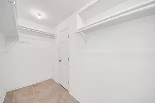 5005 Georgi Ln, Houston, TX 77092 - Photo 23
