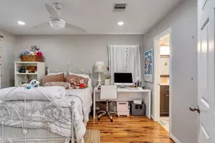 10309 Chesterfield Dr, Houston, TX 77051 - Photo 5