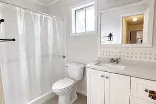 6823 La Violetta Dr, Houston, TX 77083 - Photo 9