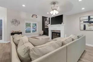 1217 Ivy Ave, Deer Park, TX 77536 - Photo 11