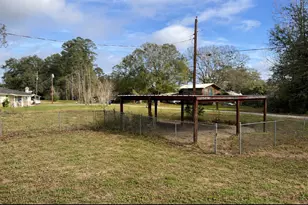 2587 Isbell Ln, Silsbee, TX 77656 - Photo 23